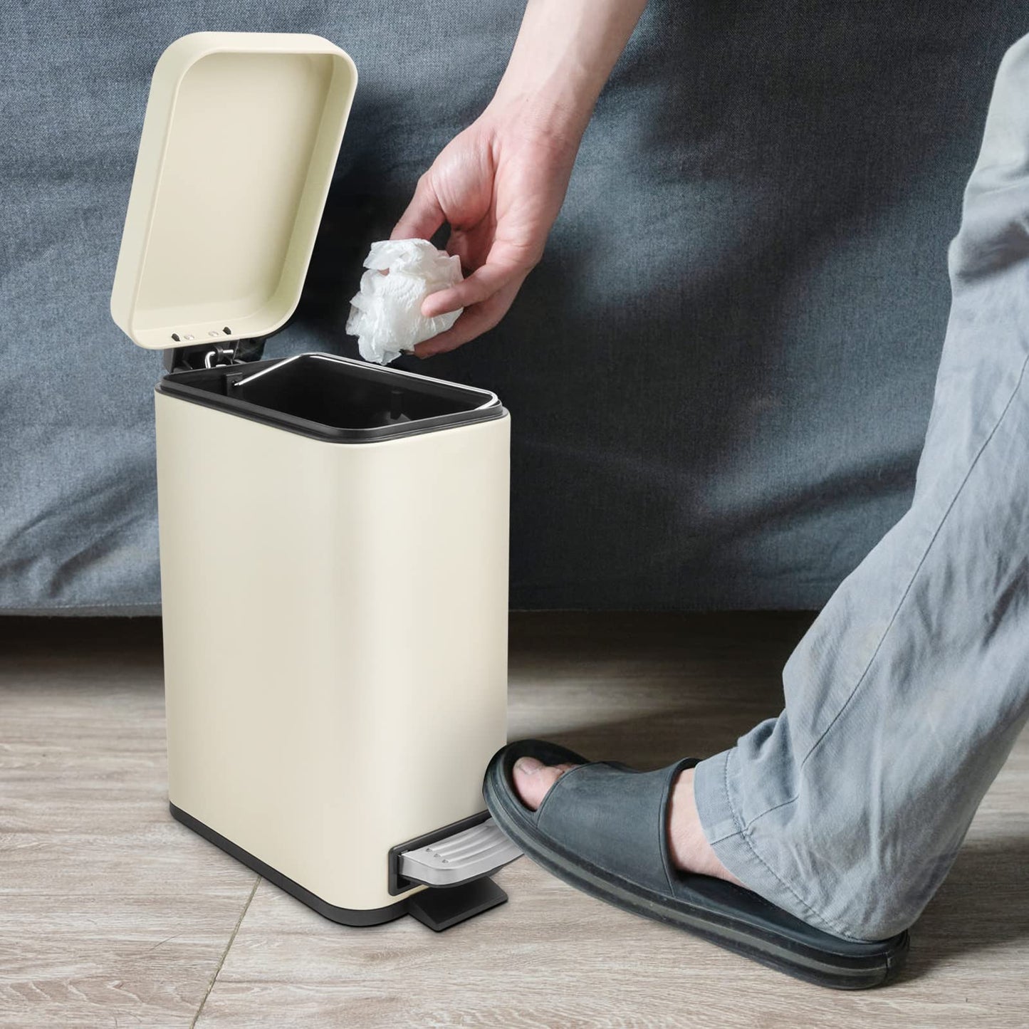 Trash Can